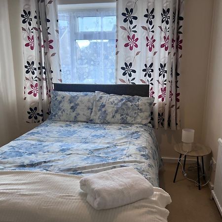 Newport Pagnel Guest House Newport Pagnell Ngoại thất bức ảnh